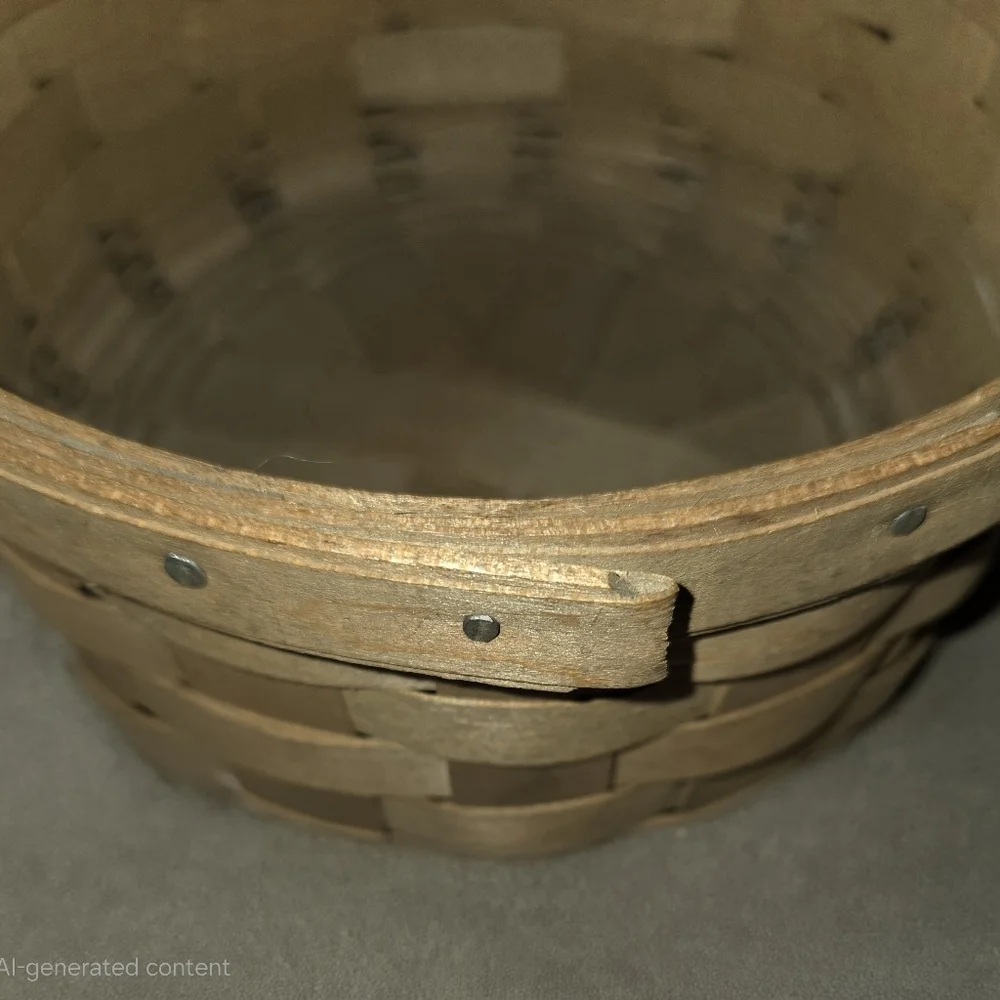 Vintage Longaberger darning basket 1984 leather Handles 7" Diameter 3" High - Picture 6 of 6